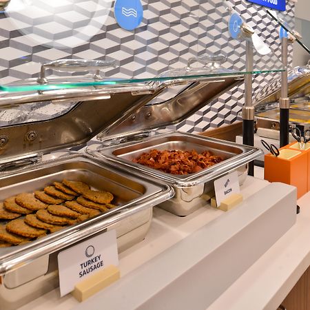 Holiday Inn Express & Suites - Kingfisher, An Ihg Hotel Ngoại thất bức ảnh