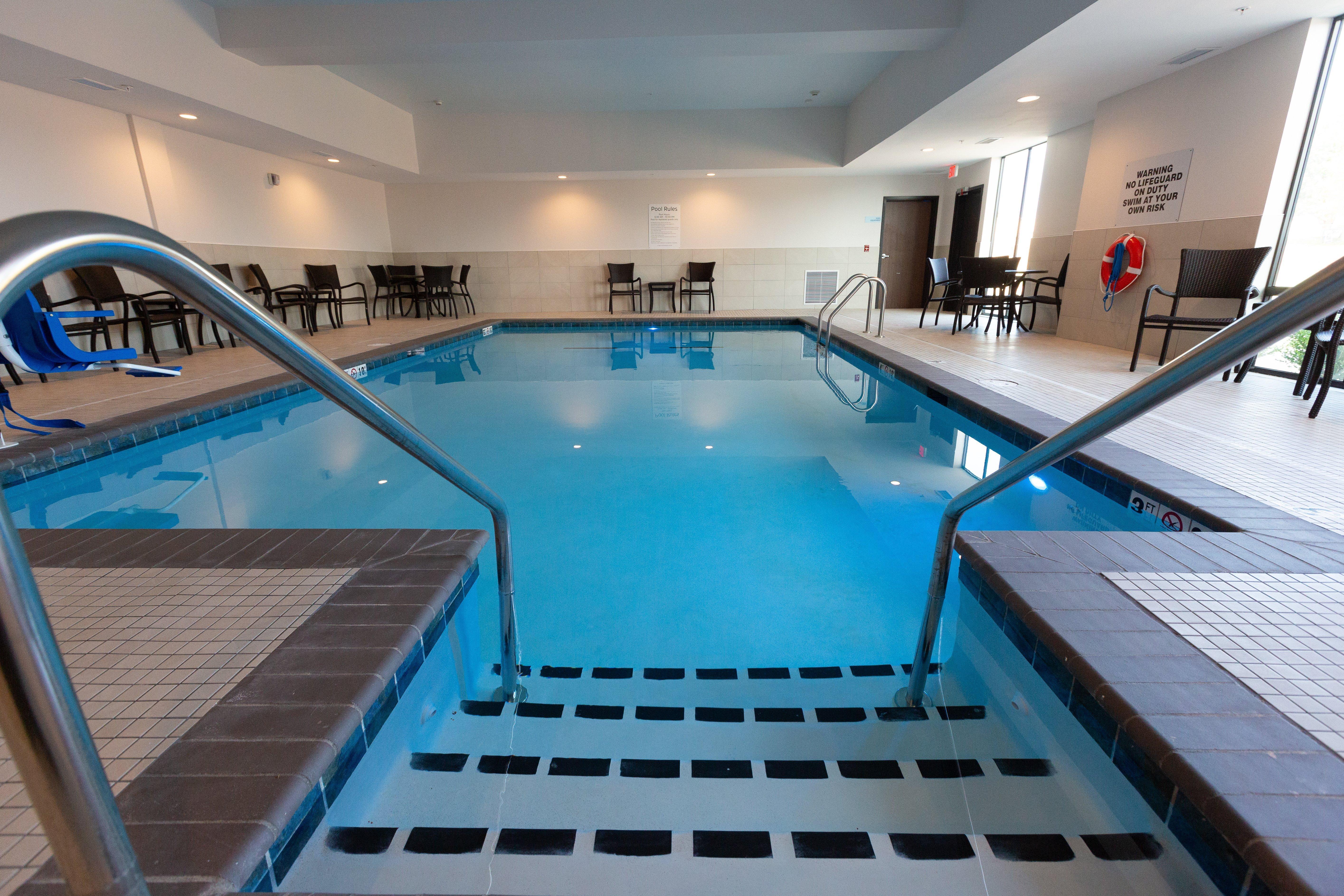 Holiday Inn Express & Suites - Kingfisher, An Ihg Hotel Ngoại thất bức ảnh