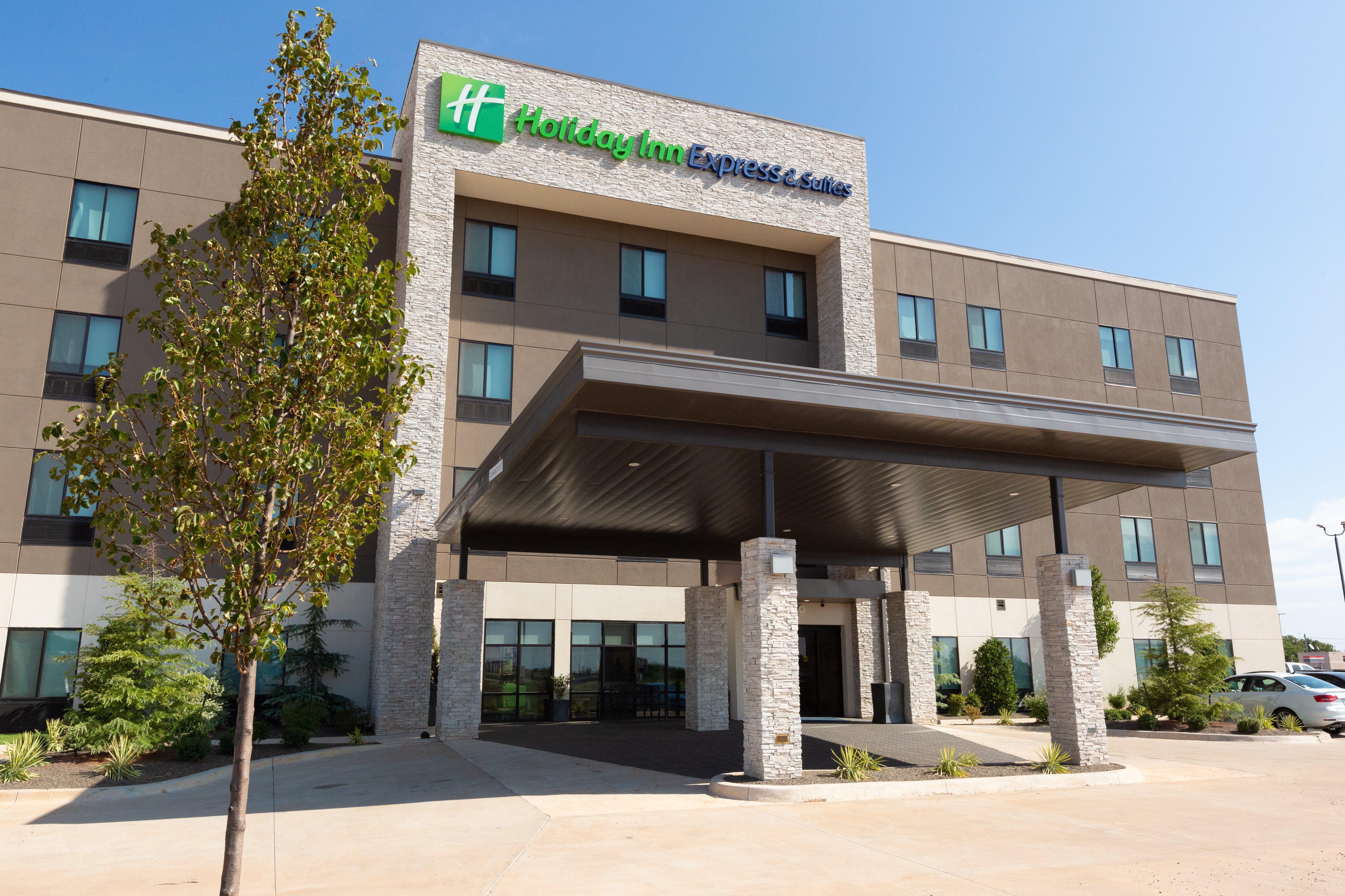 Holiday Inn Express & Suites - Kingfisher, An Ihg Hotel Ngoại thất bức ảnh